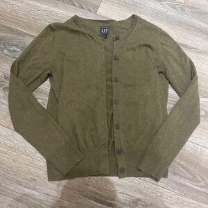 3/$30- women’s size small “GAP” button down cardigan